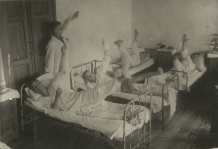 204 128.1.ЛФК в палате